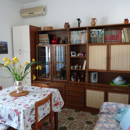 דירות לצ'ה Casa Donna Gilda מראה חיצוני תמונה