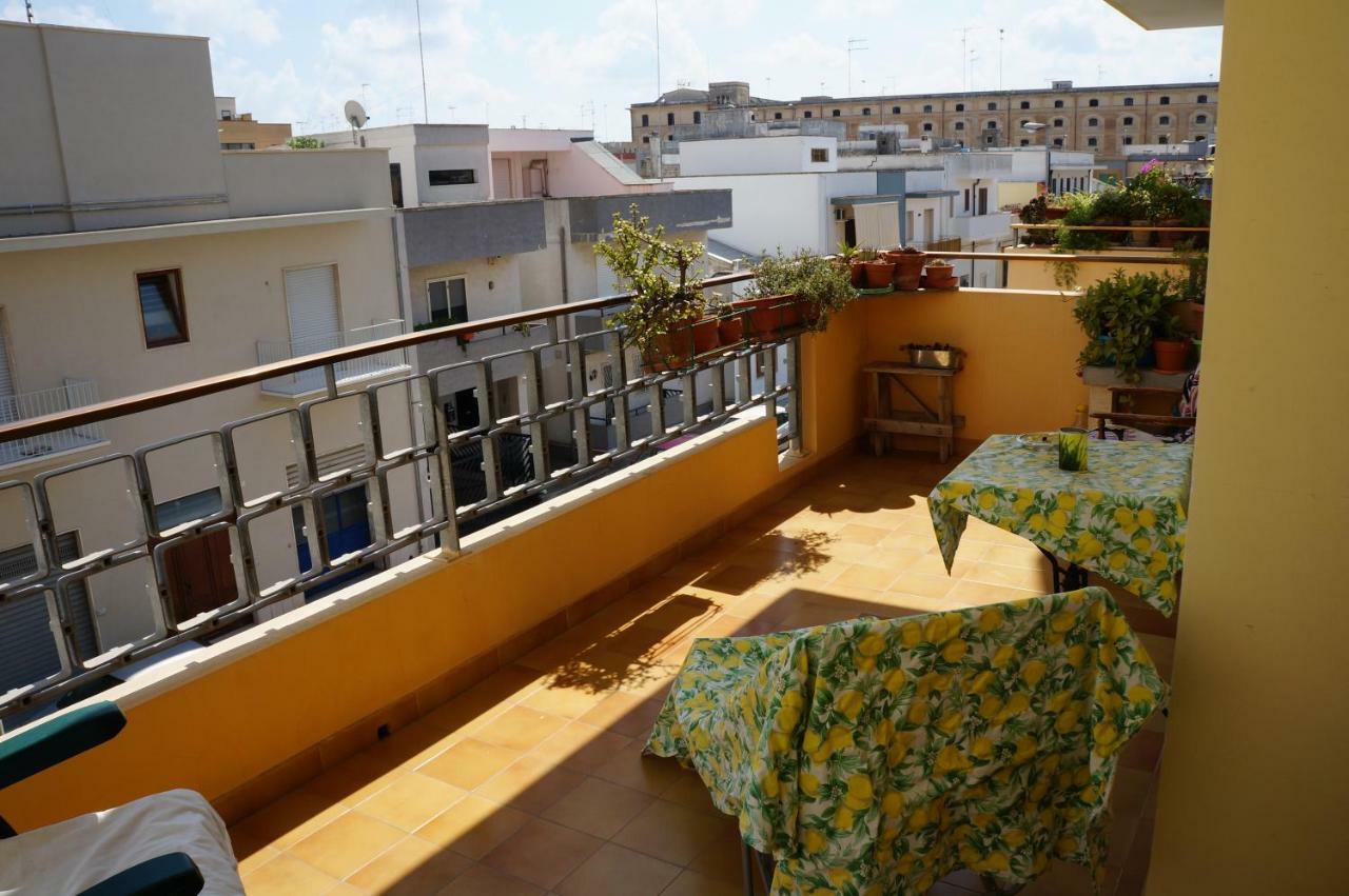 דירות לצ'ה Casa Donna Gilda מראה חיצוני תמונה